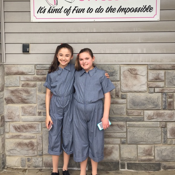 Meet your Posher, Ava - Picture 1 of 1